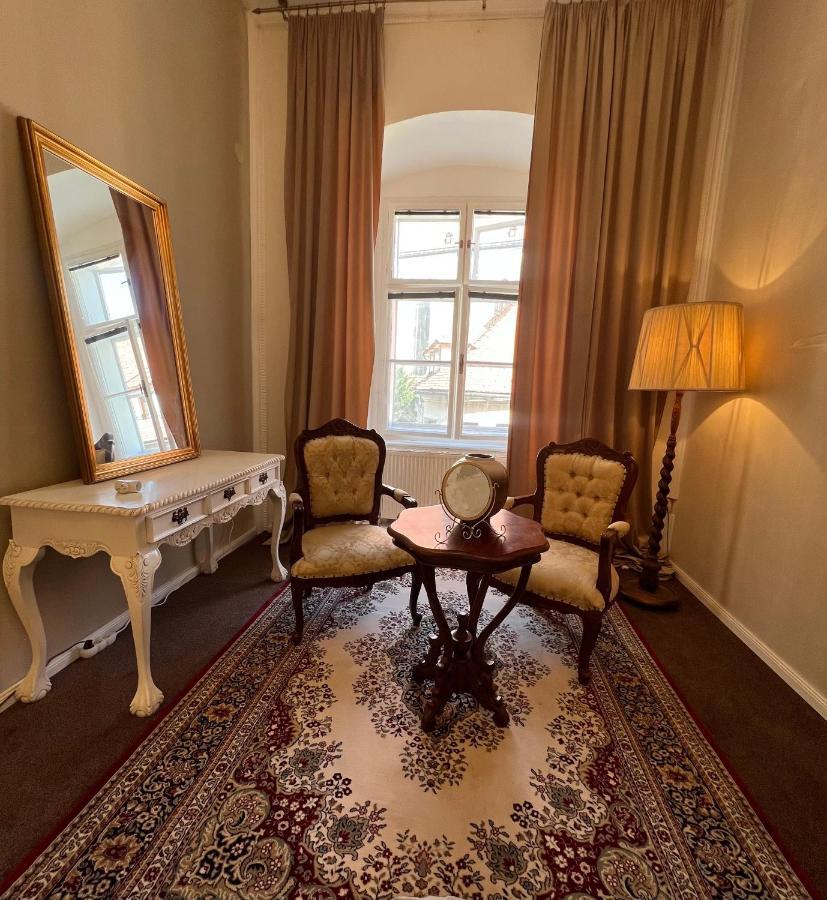 Апартаменты Csaky Palace Bratislava 1 Экстерьер фото